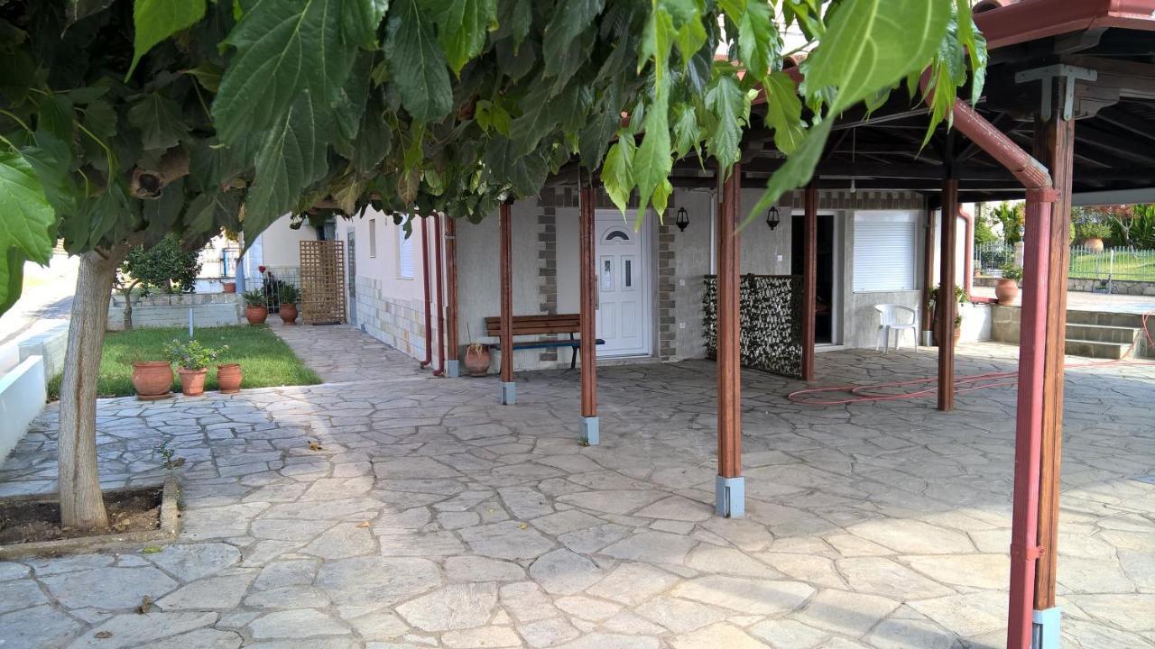 Gkoloi Studios & Apartments Kalyves Polygyrou Bagian luar foto